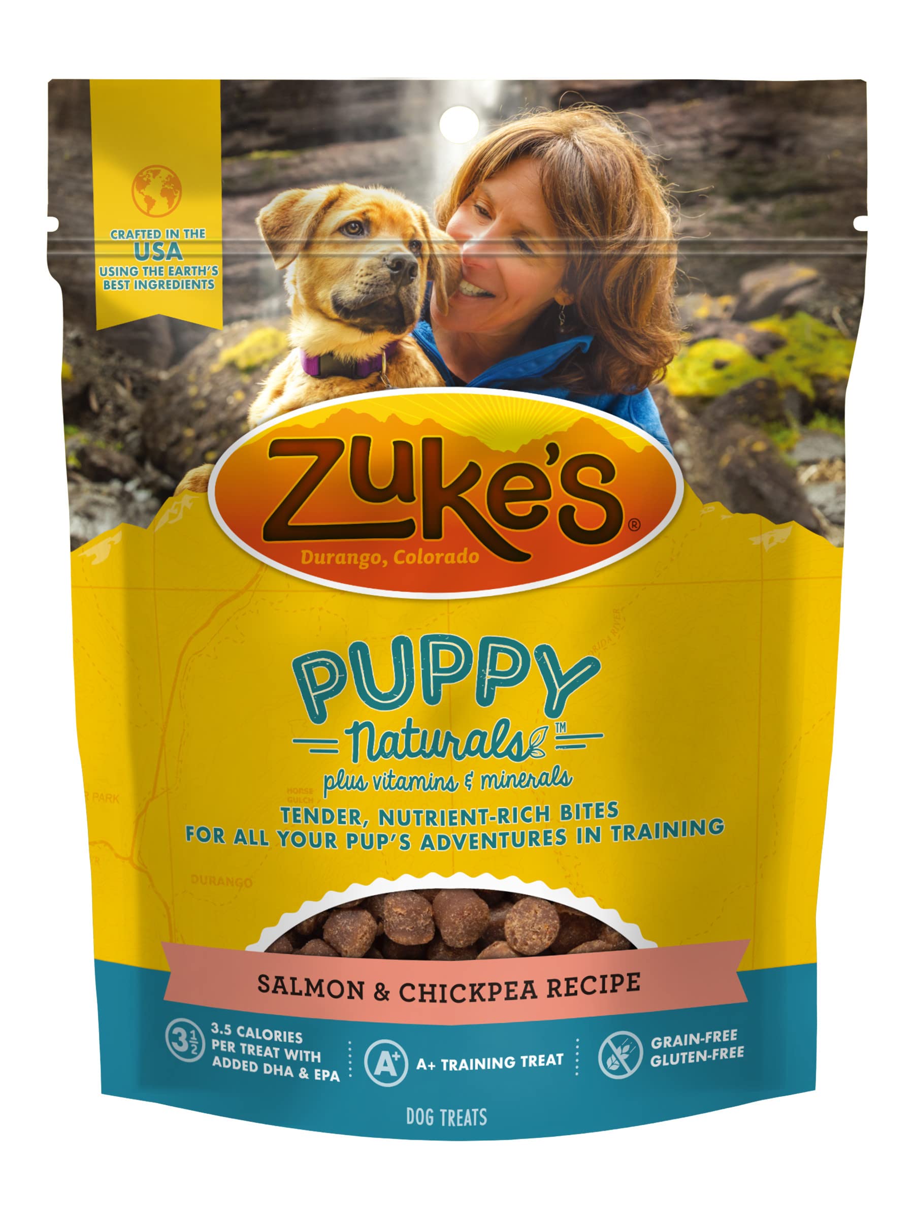 Piezas de salmón en Zuke's Puppy Naturals, snack sabroso para cachorros.